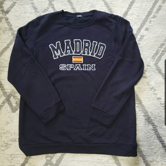 🆕️3/$50🌷NWOT Madrid Sweatshirt - Picture 1 of 3